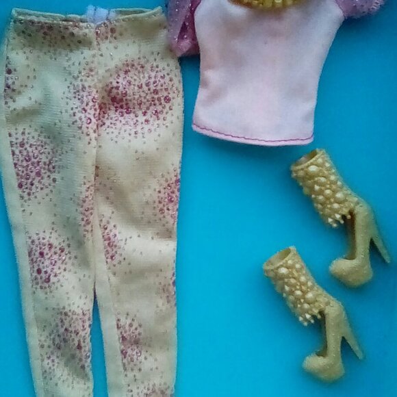 Barbie doll Fashionistas gold outfit heels & pink dress - Picture 3 of 7